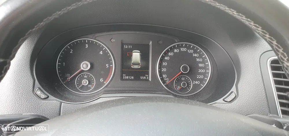 SEAT Alhambra 2.0 TDI Xcellence DSG — fotografia 13