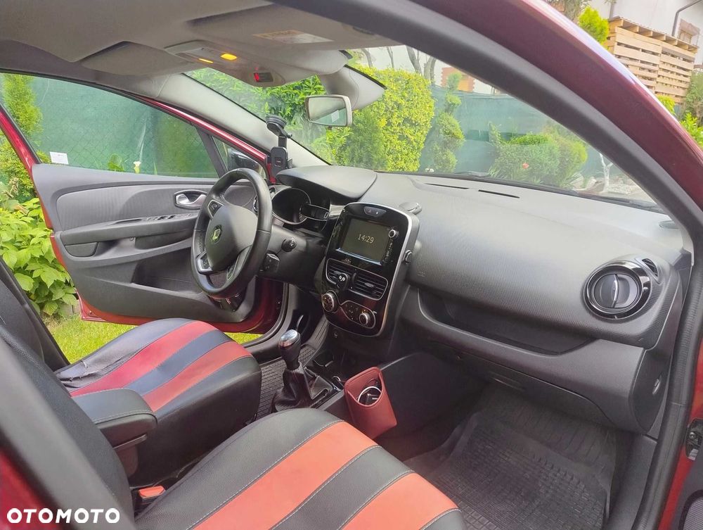 Renault Clio - 8