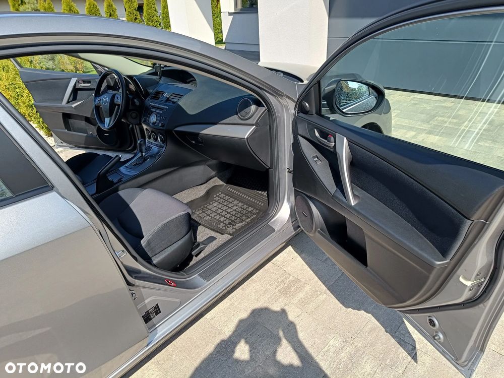 Mazda 3 2.0 Sport - 10