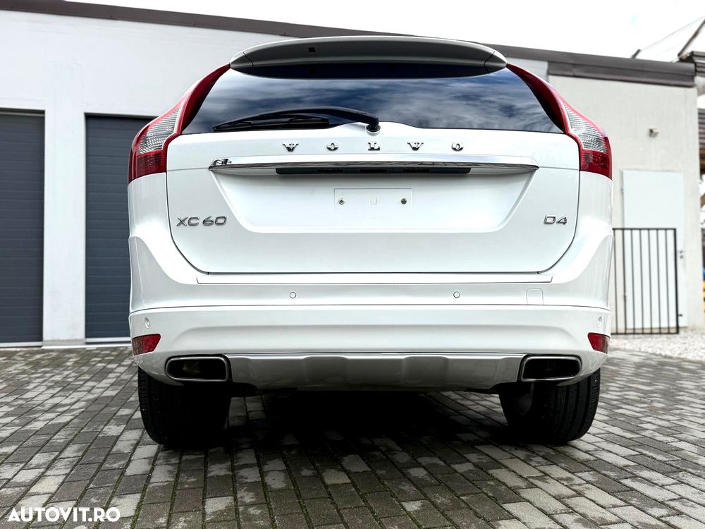 Volvo XC 60 D4 Geartronic Summum - 18