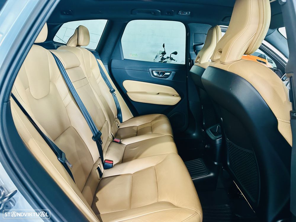 Volvo XC 60 2.0 T6 PHEV Inscription AWD - 20