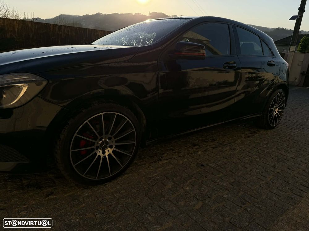 Mercedes-Benz A 180 d Urban - 2