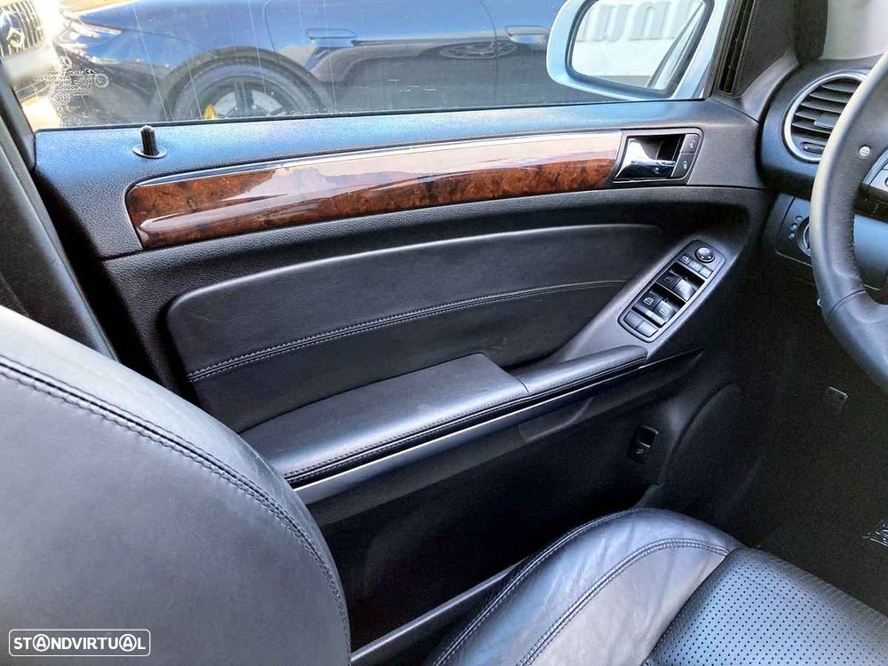 Mercedes-Benz ML 63 AMG - 11