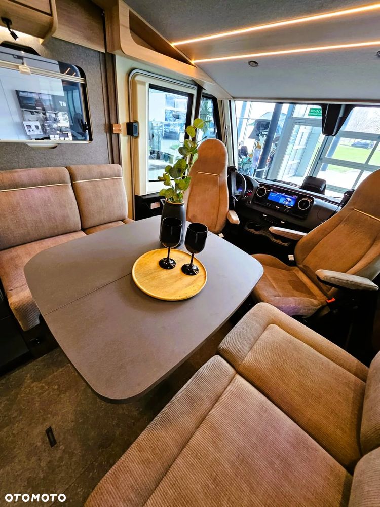 Eura Mobil Integra Line GT 726 QF Comfort - 12