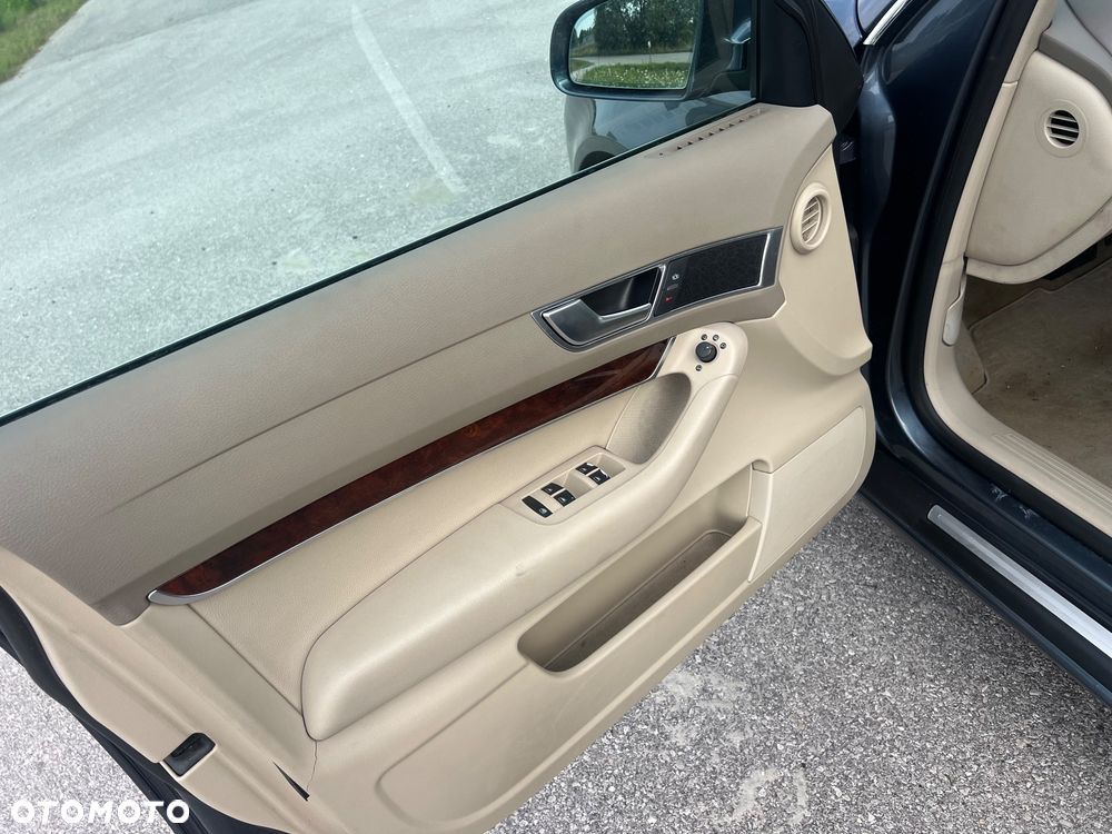 Audi A6 Avant 3.0 TDI DPF quattro tiptronic - 8
