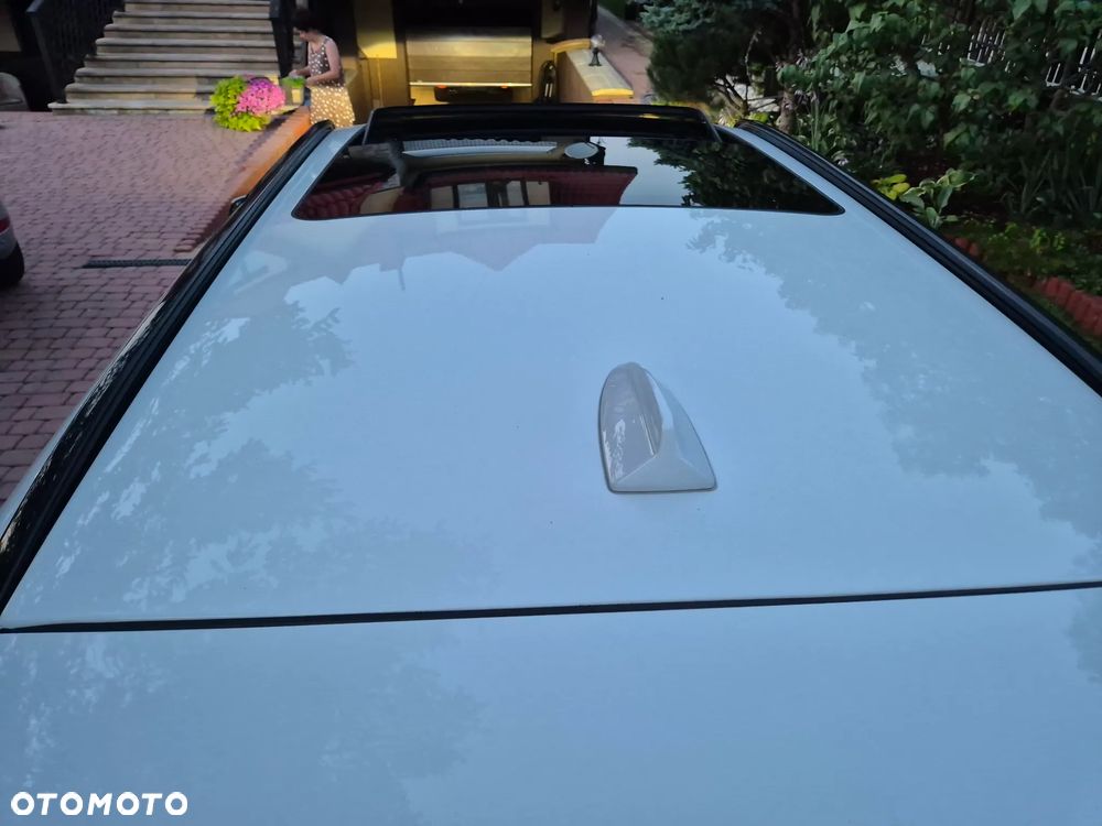 BMW Seria 5 525d xDrive - 35