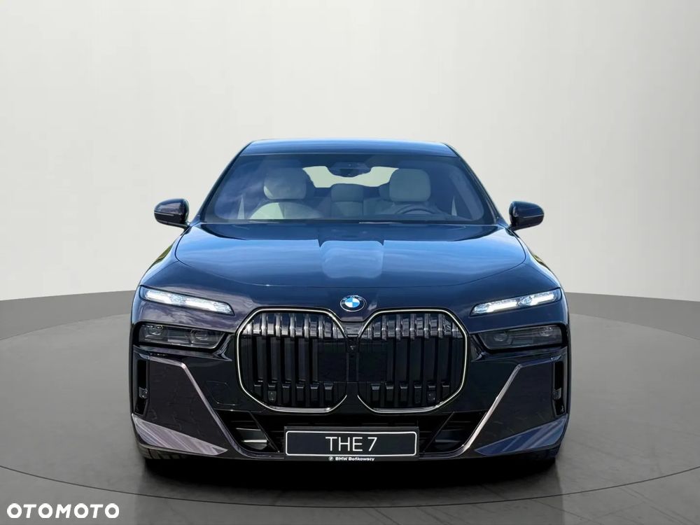 BMW Seria 7 740d xDrive mHEV Individual Edition sport - 3