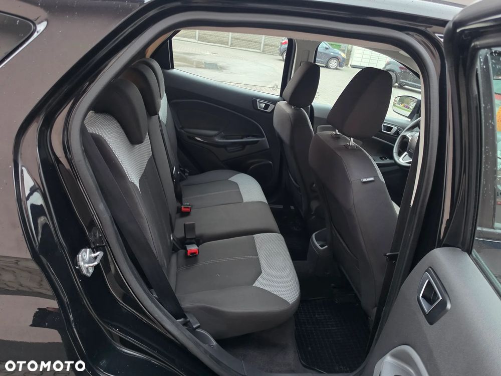 Ford EcoSport - 24
