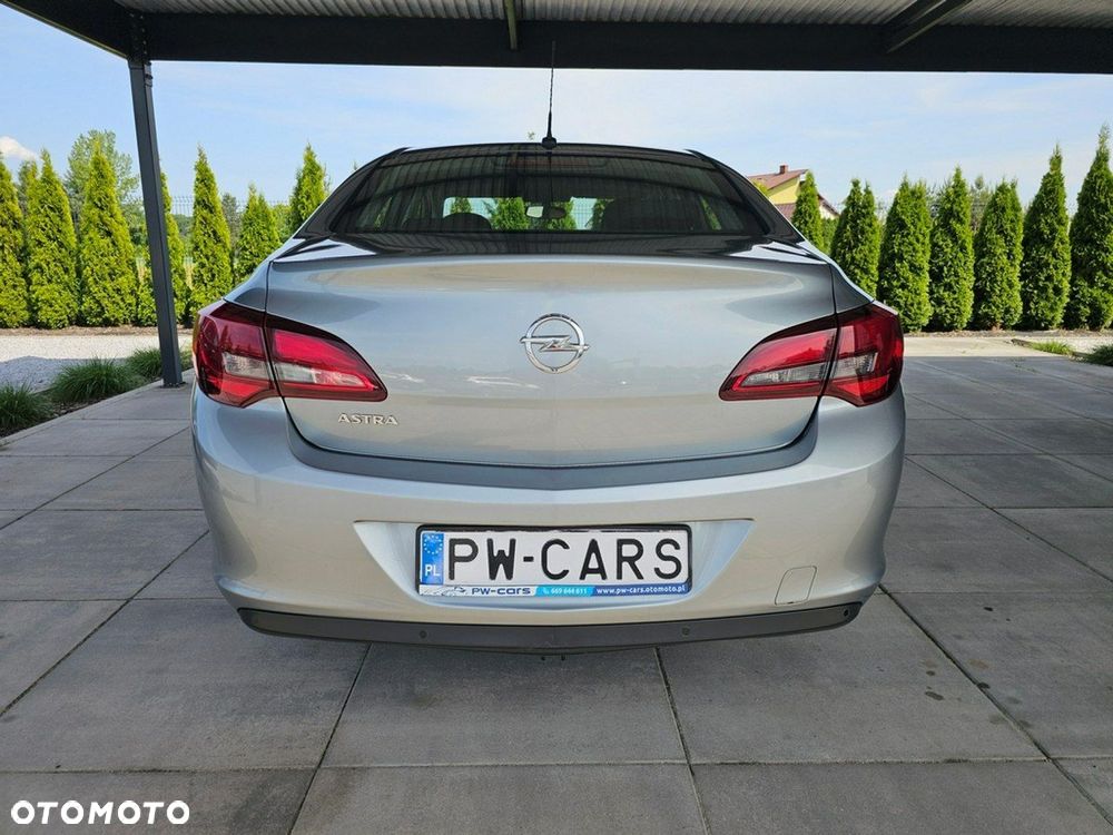 Opel Astra - 6