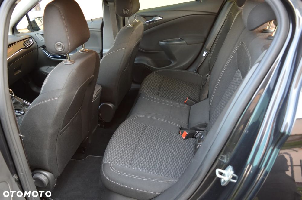 Opel Astra 1.4 Turbo Edition - 31