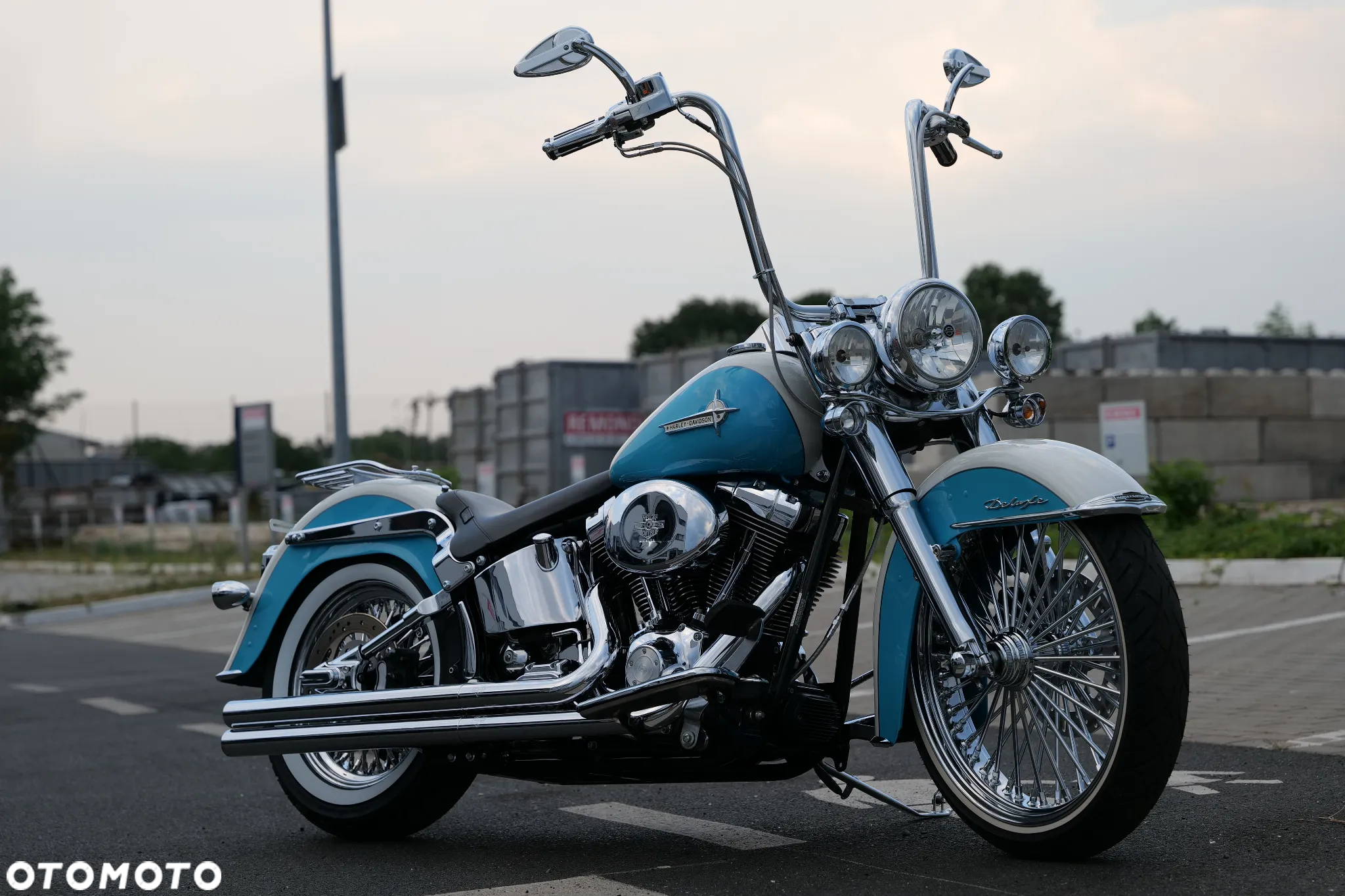 Harley-Davidson Softail Deluxe - 2