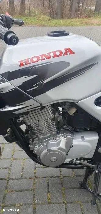Honda CB - 3