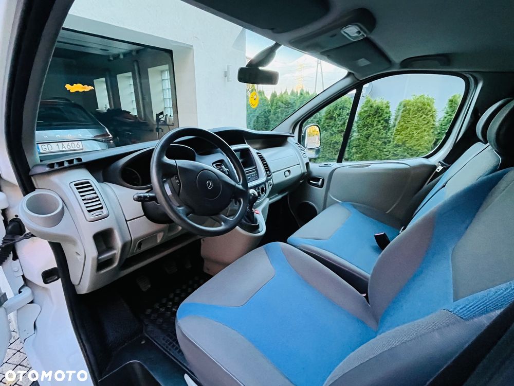 Renault Trafic Passenger FAP L2H1 Expression - 9