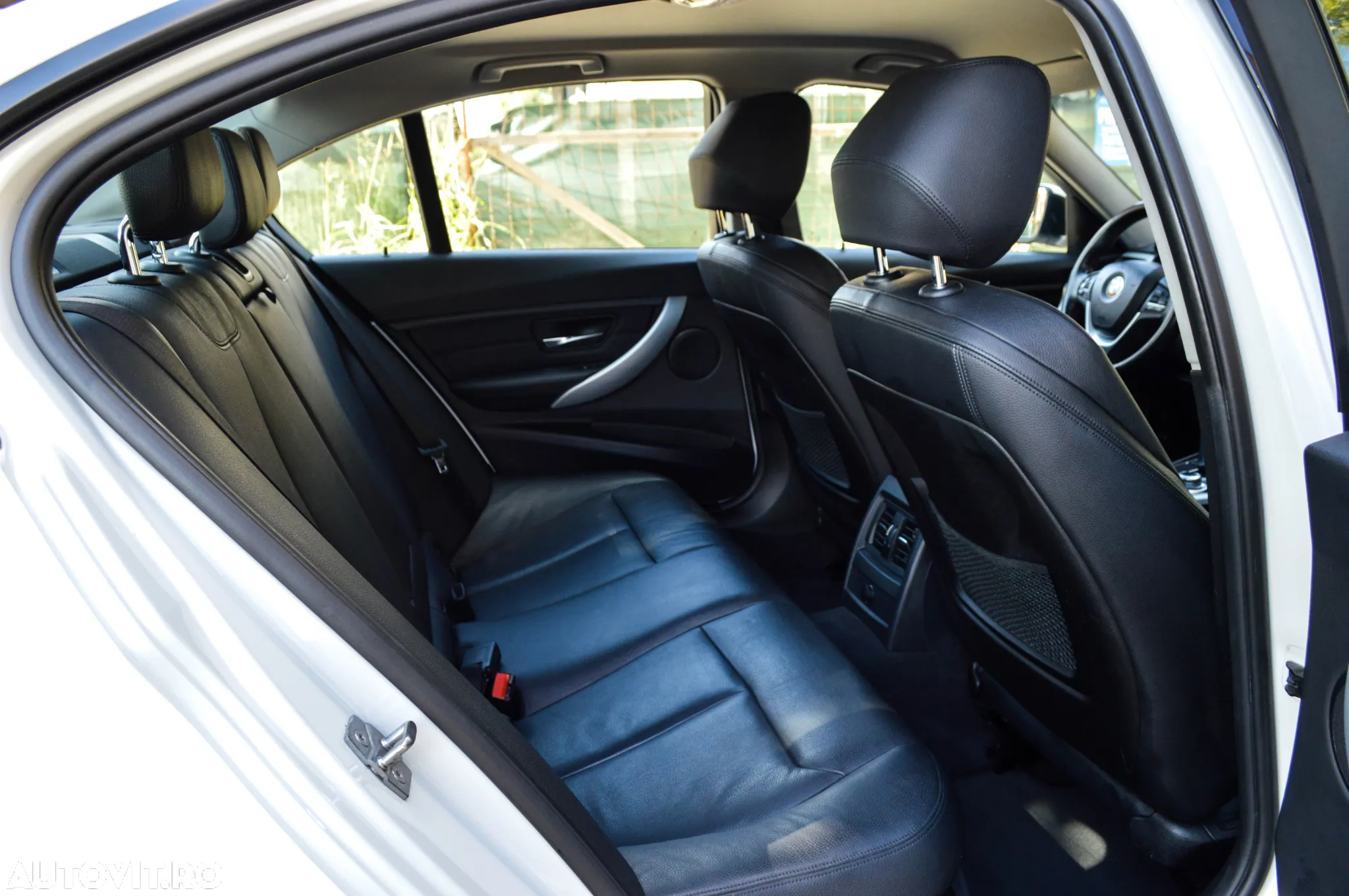 BMW Seria 3 - 29