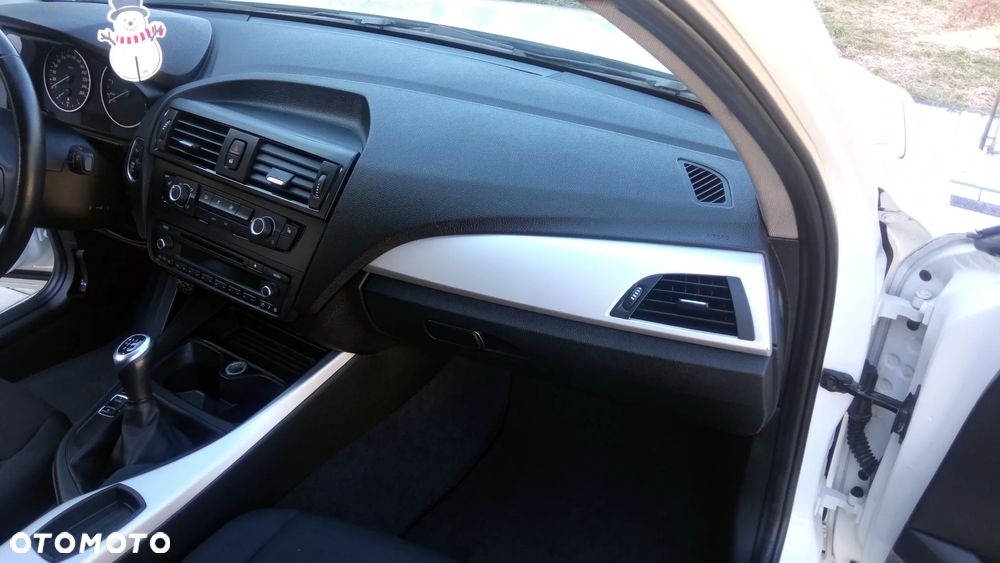 BMW Seria 1 114i - 21