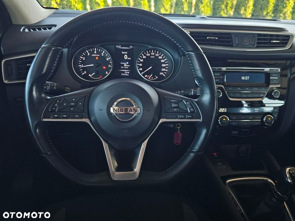 Nissan Qashqai - 14
