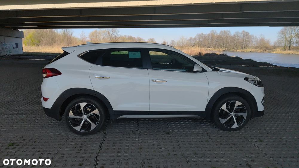 Hyundai Tucson 1.7 CRDI BlueDrive TourdePologne 2WD DCT - 8