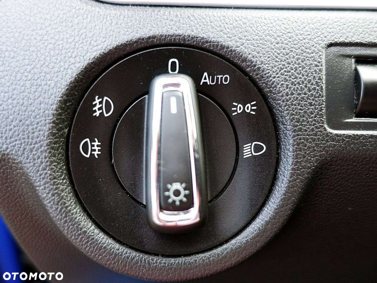 Skoda RAPID - 19