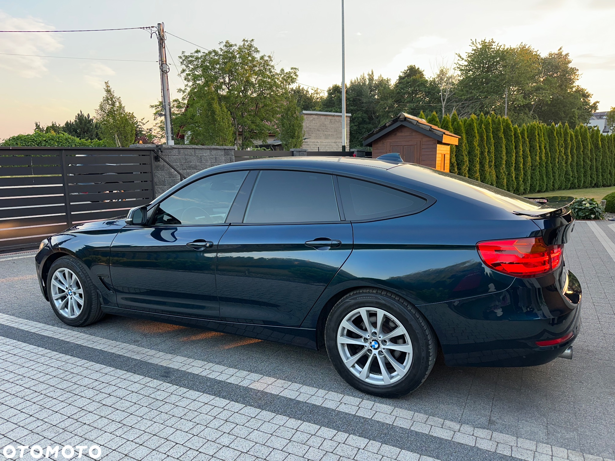 BMW 3GT 320i xDrive GT Sport-Aut Luxury Line - 18