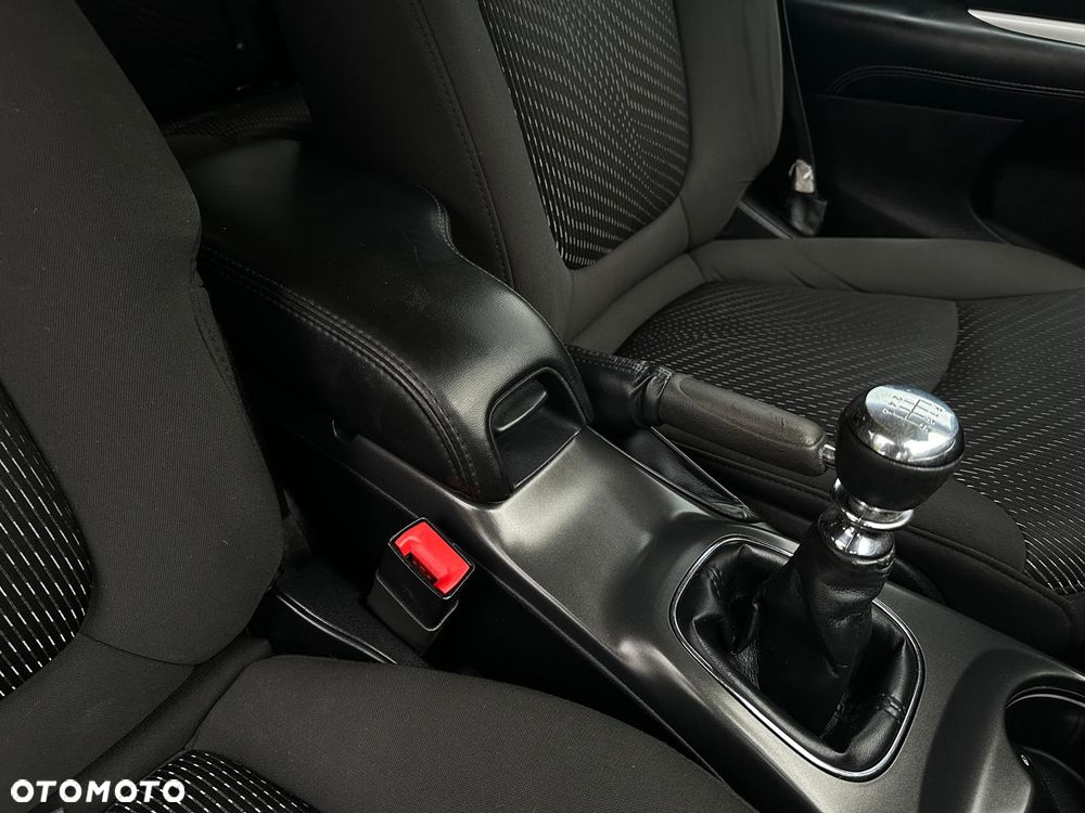 Fiat Freemont 2.0 Multijet 16V DPF Urban - 32