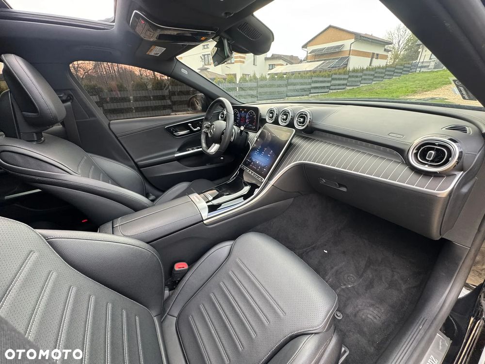 Mercedes-Benz Klasa C 300 4Matic 9G-TRONIC AMG Line - 21