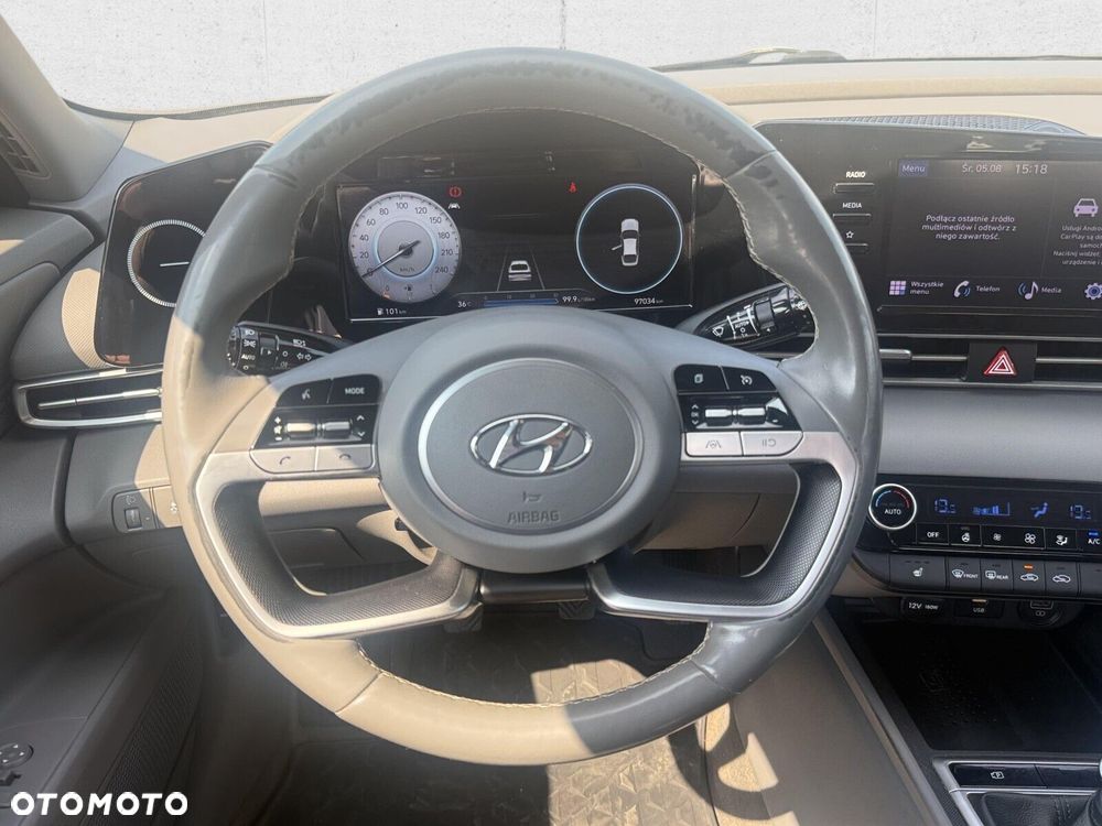 Hyundai Elantra 1.6 Smart - 16