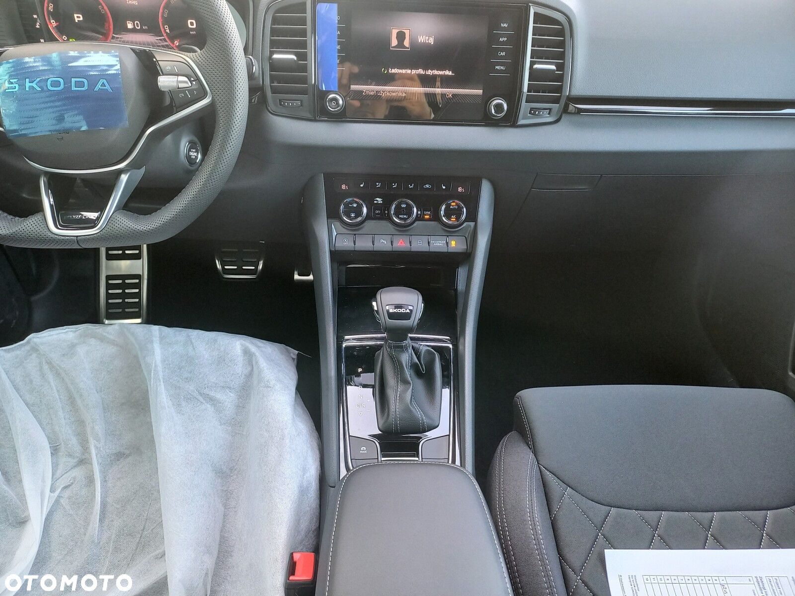 Skoda Karoq 1.5 TSI ACT Sportline DSG - 9