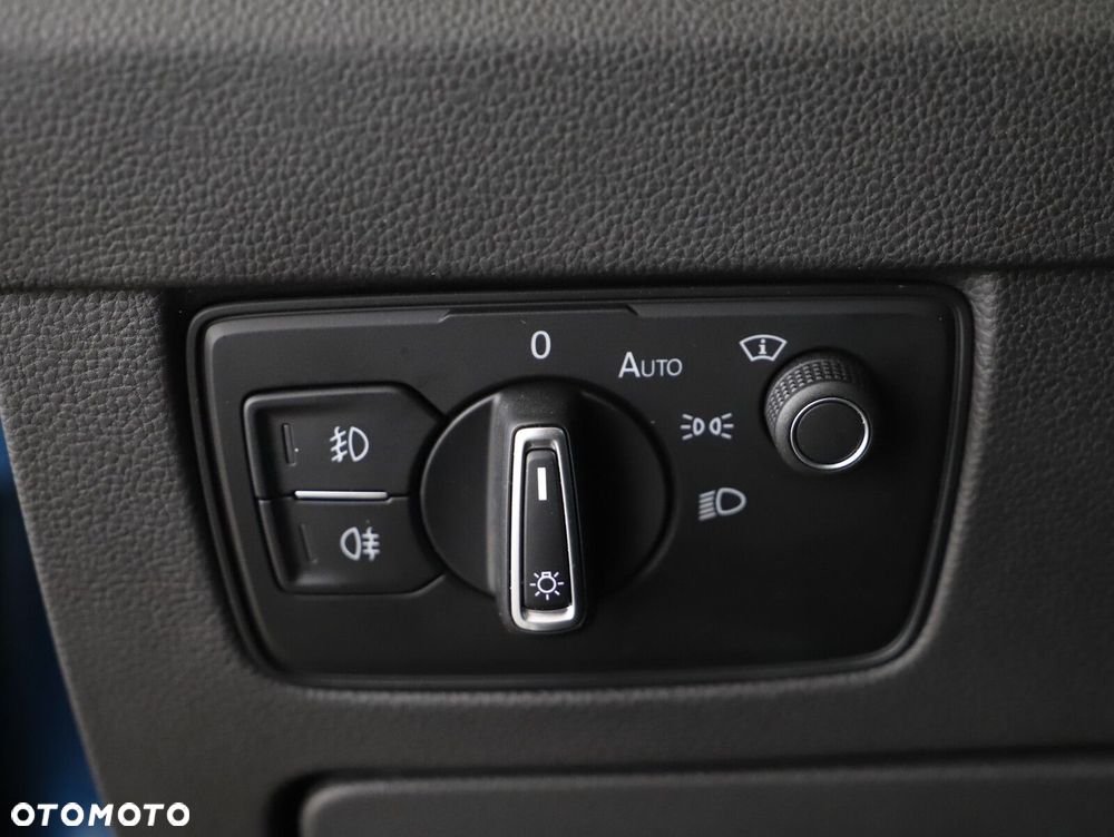 Volkswagen Passat Alltrack - 33