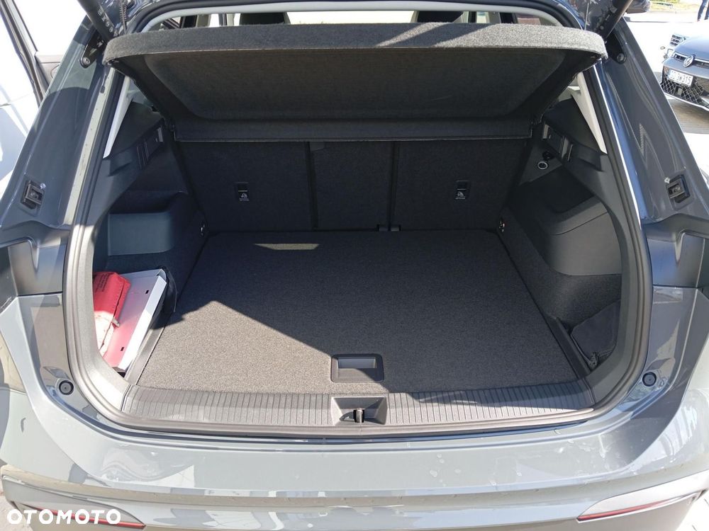 Volkswagen Tiguan - 25