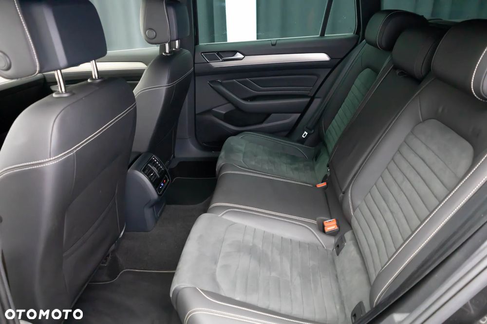 Volkswagen Passat Variant - 36