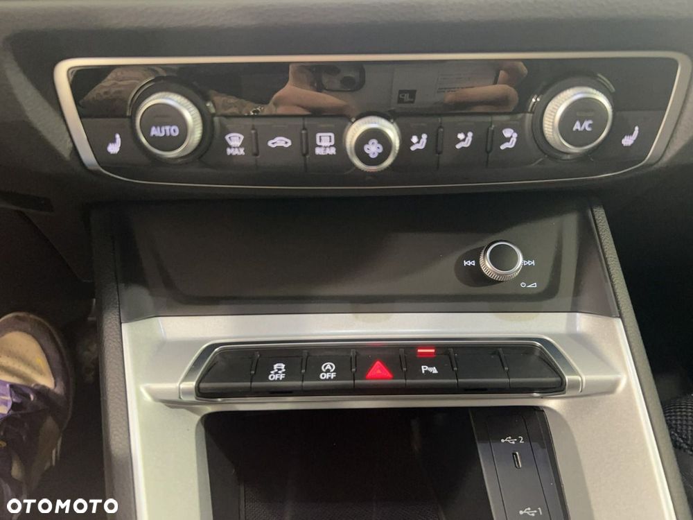 Audi Q3 35 TFSI mHEV S tronic - 21
