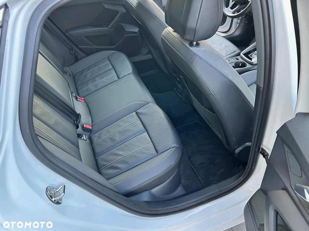 Audi A3 Limousine 40 TFSI quattro S tronic advanced - 24