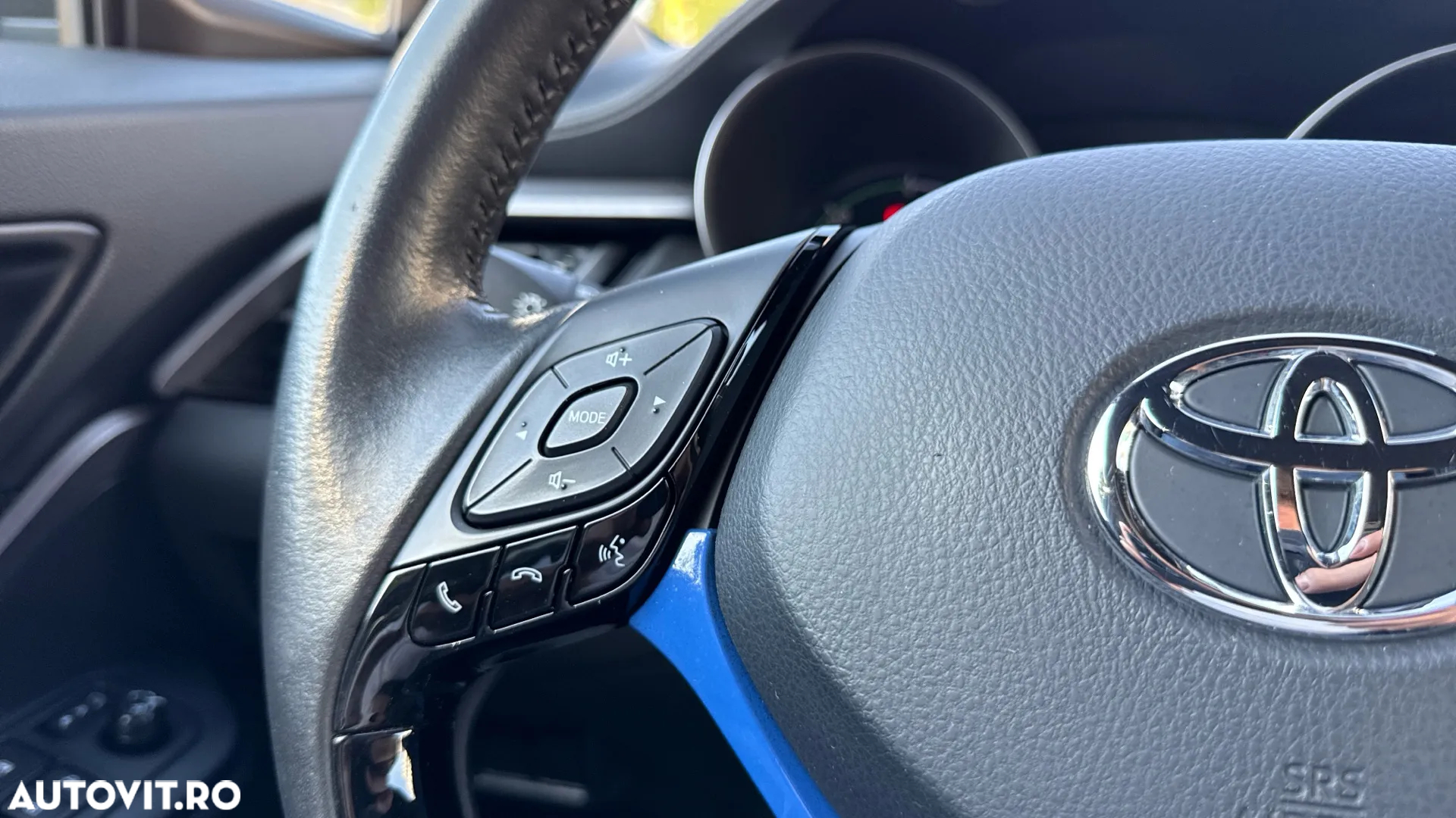 Toyota C-HR 1.8 HSD 122 CP 4x2 CVT Core - 33