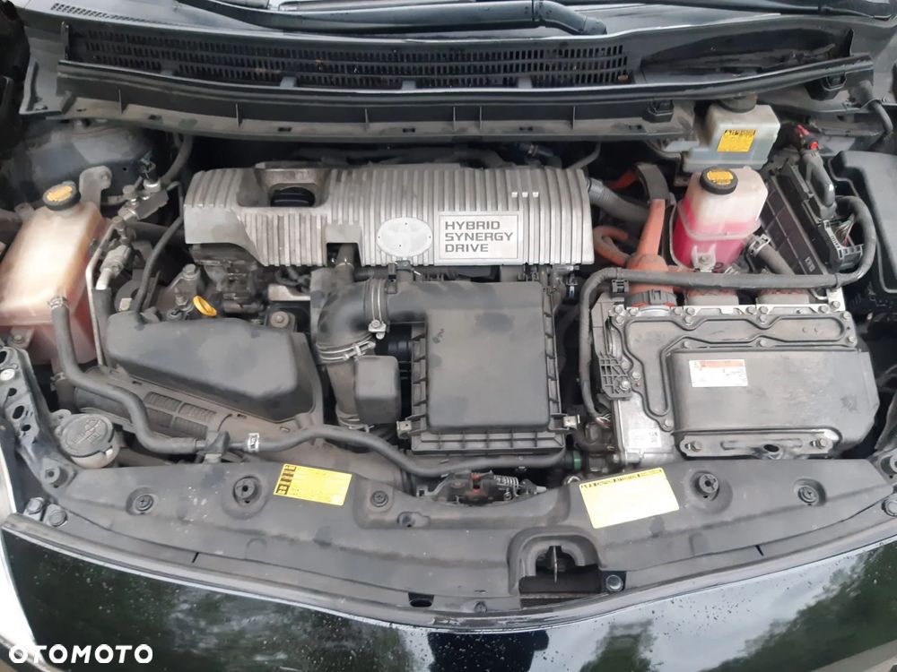 Toyota Prius 1.8 Hybrid Premium - 13
