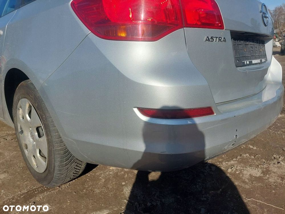 KOMPLETNY TYŁ KLAPA ZDERZAK LAMPA OPEL ASTRA J Z176 KOMBI - 4