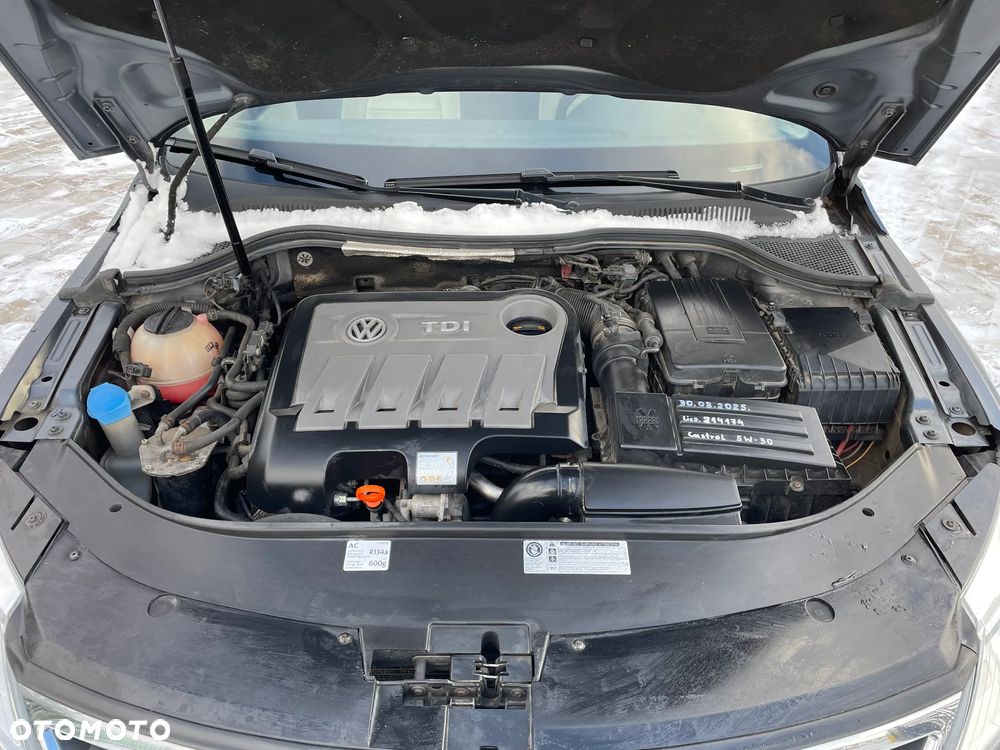 Volkswagen Passat CC 2.0 TDI BlueMotion Technology Exclusive - 11