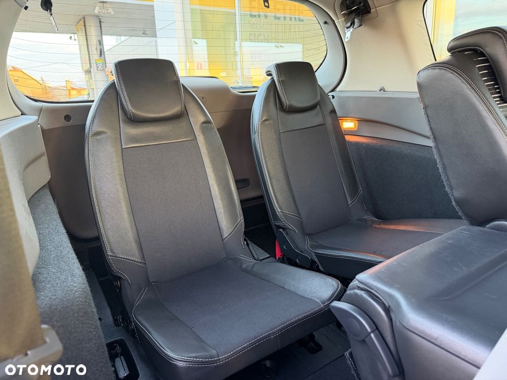 Renault Scenic 2.0 16V Privilege - 37