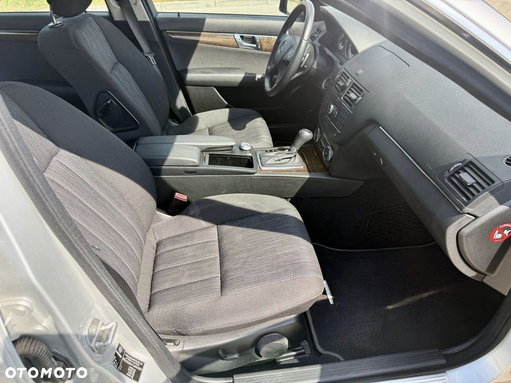 Mercedes-Benz Klasa C 200 Kompressor Elegance - 21