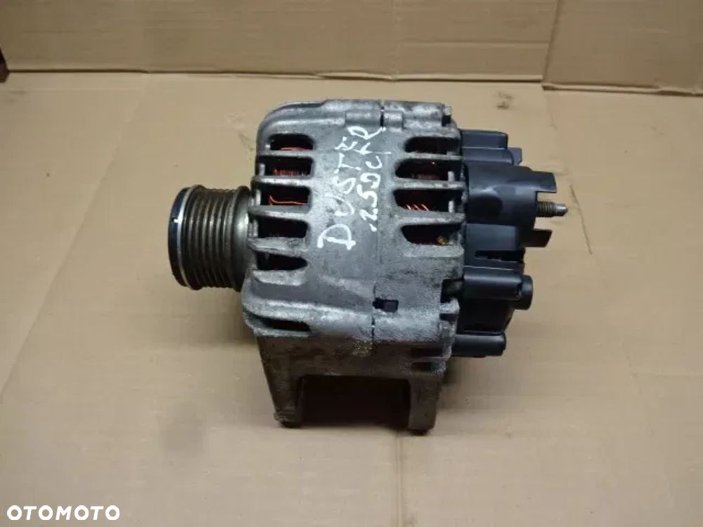 DACIA DUSTER 1.5 DCI ALTERNATOR TG12C094 - 1