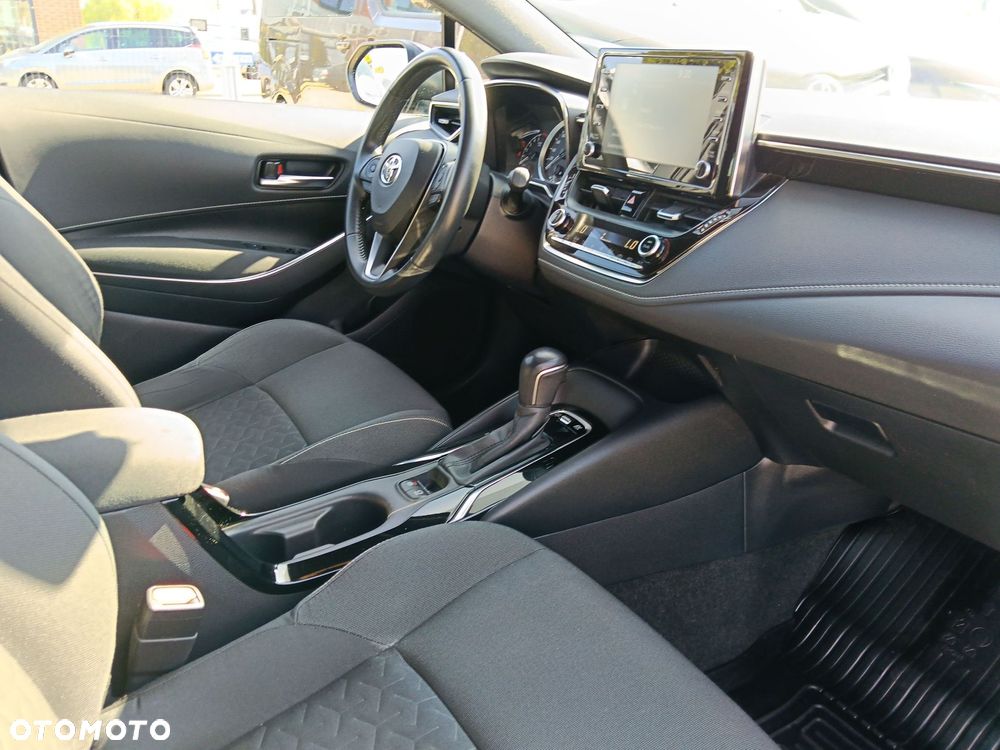 Toyota Corolla - 9