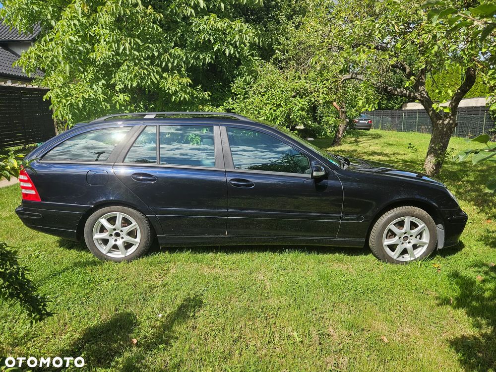 Mercedes-Benz Klasa C 200 Kompressor Automatik Elegance Sport Edition - 34