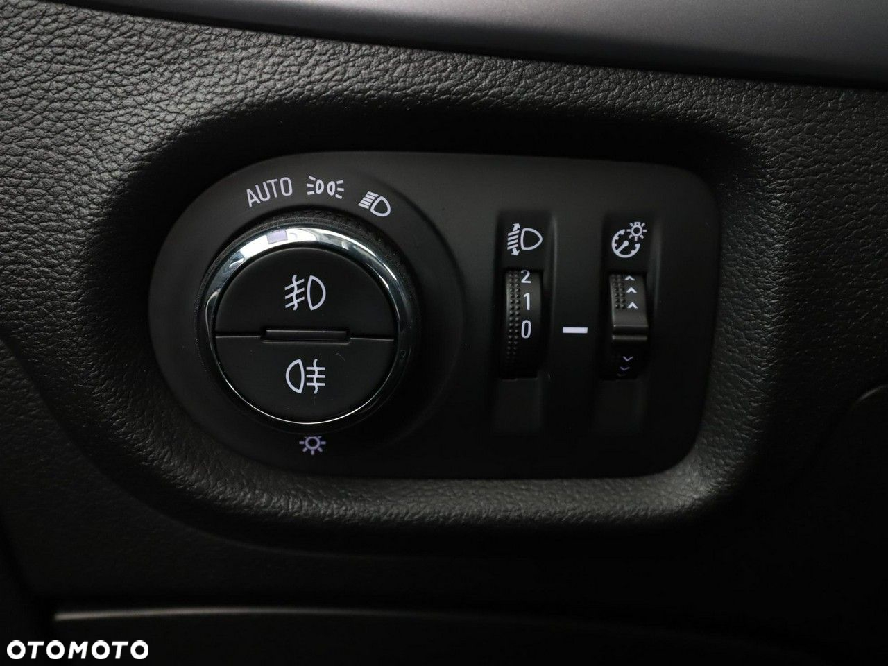 Opel Astra 1.6 D (CDTI) Start/Stop Edition - 29
