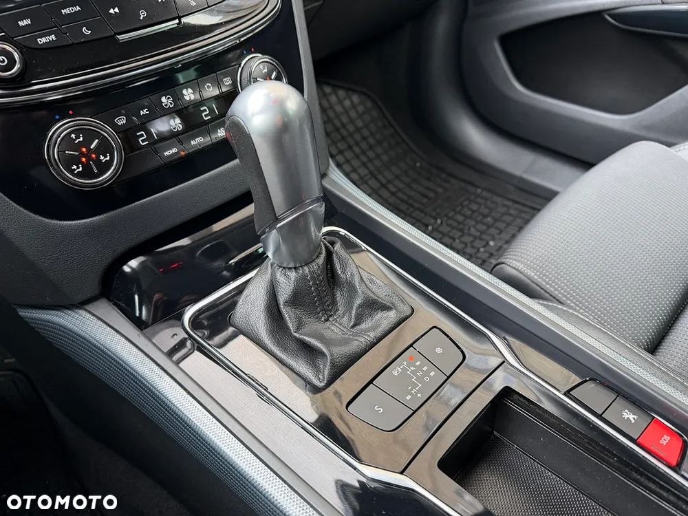 Peugeot 508 BlueHDi FAP 180 Automatik Stop&Start Allure - 29