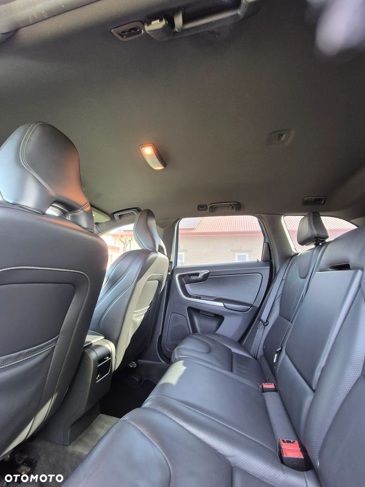 Volvo XC 60 - 10