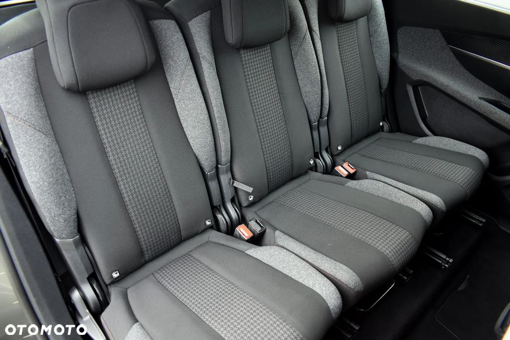 Peugeot 5008 BlueHDi 130 EAT8 Active - 37