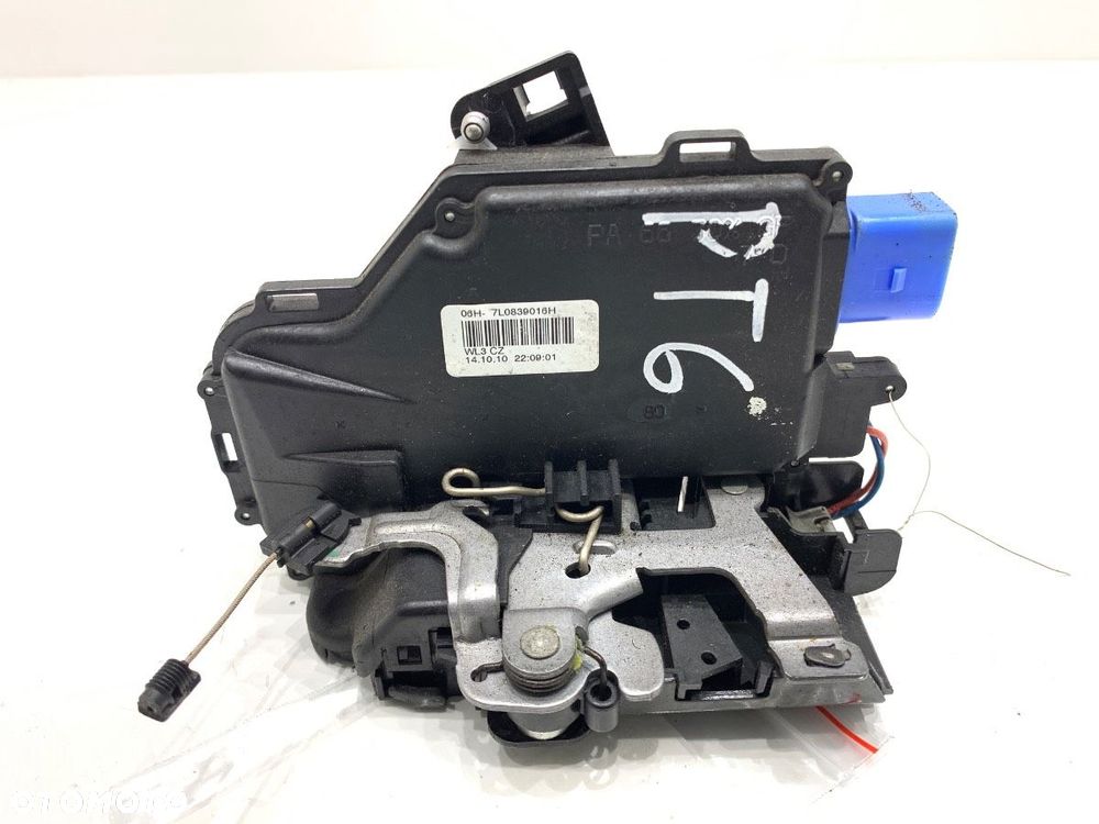 ZAMEK DRZWI PRAWY TYŁ  VW TOURAN (1T3) 2010 - 2015 2.0 TDI 103 kW [140 KM] olej napędowy 2010 - - 1