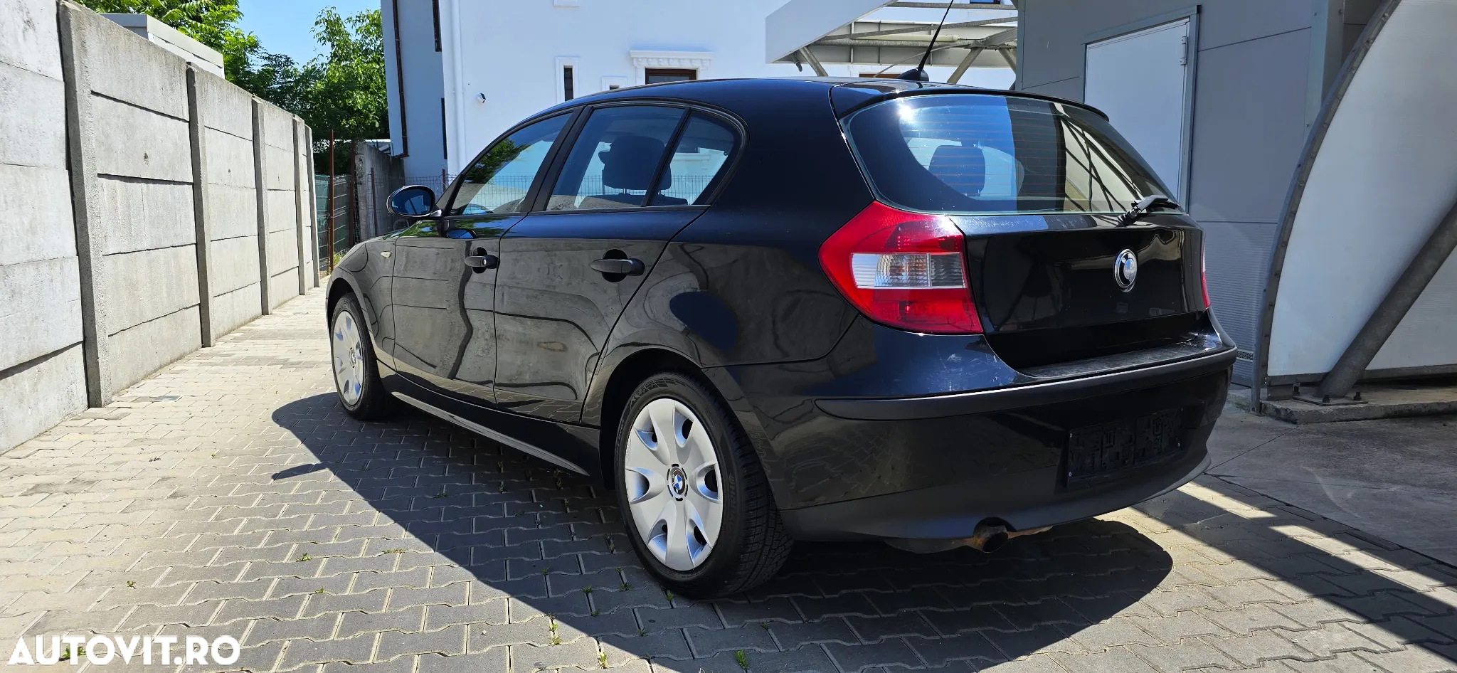 BMW Seria 1 116i - 19