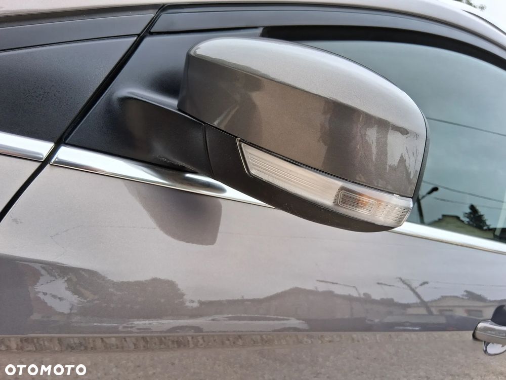 Ford Focus 2.0 TDCi DPF Titanium - 26
