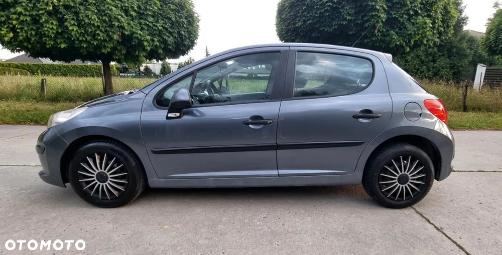 Peugeot 207 1.4 16V Presence - 9