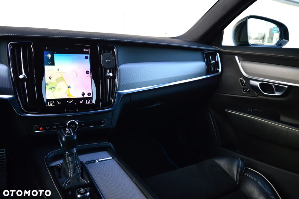 Volvo S90 T5 R-Design - 18